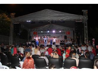 Kastamonu Belediyesi, Mahalle İftarı Düzenledi