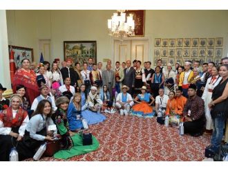 Yabancı Dansçılardan Başkan Altepe’ye Ziyaret