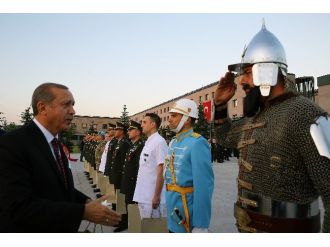 Cumhurbaşkanı Erdoğan, Büyükelçilerle İftarda Bir Araya Geldi