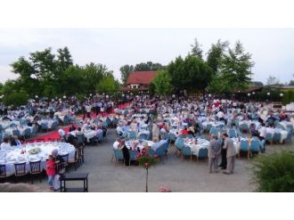 Sakarya’da Şehit Aileleri, Gazi Ve Gazi Yakınlarına İftar Yemeği Verildi