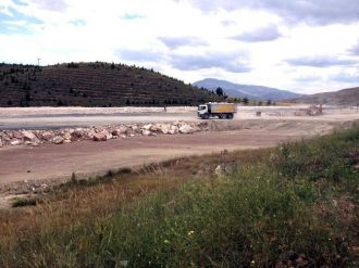 Mermer Artıkları Otoyola Dönüşüyor