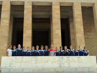 Muratpaşalı Kızlardan Anıtkabir’e Ziyaret