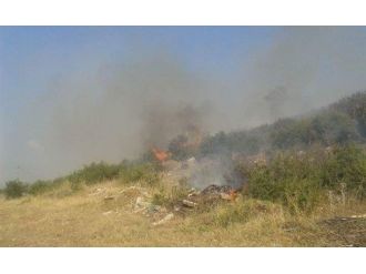 Saruhanlı’da Makilik Alan Yandı