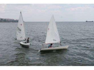 Genç Yelkenciler Başarıya Doymuyor