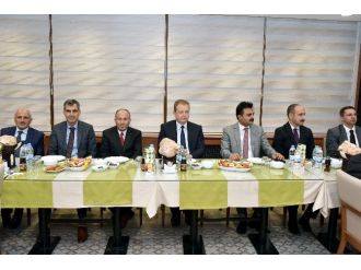 Gümüşhane’de Tayini Çıkan Üst Düzey Bürokratlara İftar