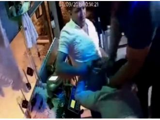 Kocaeli’de Minibüs Şoförü Feci Şekilde Dövüldü