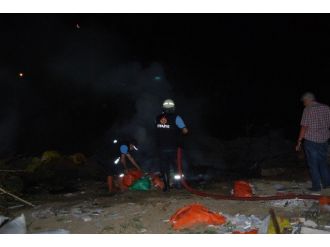 Sahurda Çıkan Yangın Mahalleyi Ayağa Kaldırdı