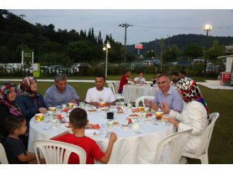 Başkan Yılmazer Personeline İftar Verdi