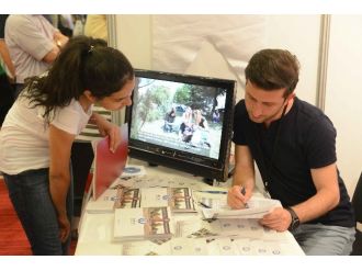Bü’ye Fuarda Yoğun İlgi