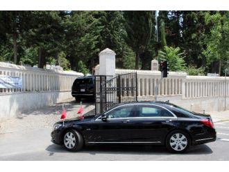 Cumhurbaşkanı Erdoğan Aile Kabristanını Ziyaret Etti