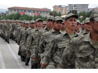 Sivas’ta Askerlerin Duygusal Yemin Töreni