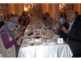 Kastamonu’da Gazilere Ve Şehit Ailelerine İftar Verildi