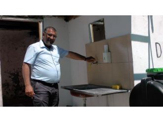 (Özel Haber) Sıcağın Ortasında Susuz Kaldılar