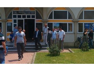 Vali Ali Fidan Cuma Namazını Arapciftliği’nde Kıldı