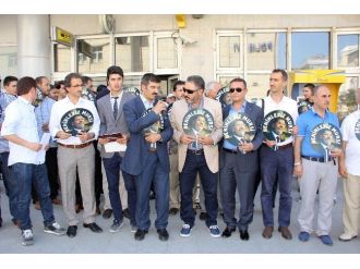 İmam Hatiplilerden 5 Dilde Mısır Yönetimine Tepki