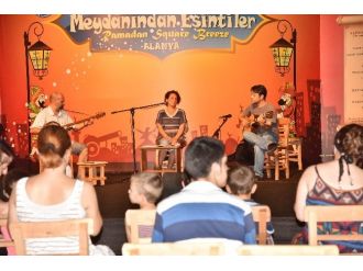 Ramazan Meydanında Fasıl Dinletisi