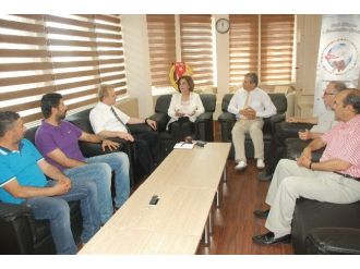 Chp Milletvekili Usluer Eskişehir Gazeteciler Cemiyeti Yönetimini Ziyaret Etti