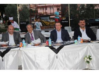 Vatan Plastik’ten Osmaneli’de İftar Programı