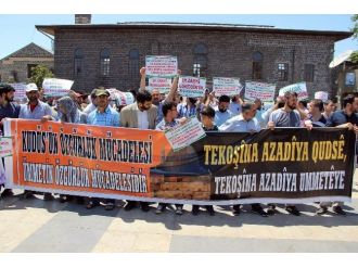 Diyarbakır’da Cuma Çıkışı “Kudüs” Açıklaması