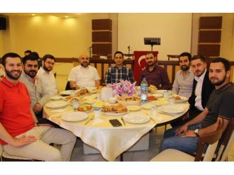 Genç Müsiad Üyeleri Öğrencilerle Sahur Yaptı