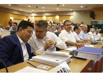 Antalya Büyükşehir Meclisi’nde Özgecan Aslan Yönetmeliği