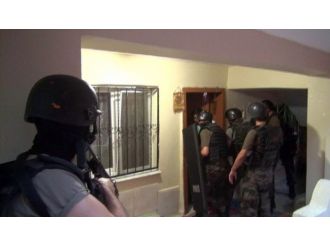 İzmir’de Belediye Otobüsünü Yakanlar Pkk’lı İddiası