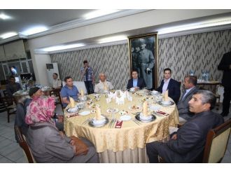 Şehit Aileleri Ve Gazilere İftar Yemeği