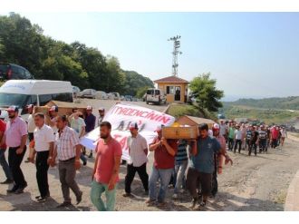 İşçilerin İki Asgari Ücret Eylemi 5. Günde