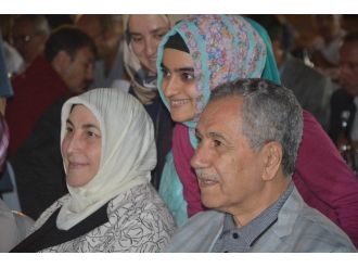 Arınç, Sahurunu Sokakta Vatandaşlarla Yaptı