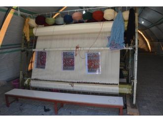 Viranşehir’de Çadırkentte Türkçe Ve Halı Kursuna Yoğun Talep