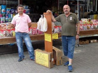 İhtiyaç Sahipleri Askıda Ekmekle Doyuyor