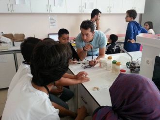 Niğde’de Öğrencilerden Robotlarla Ve Sensörlerle Fen Deneyleri Yaptılar