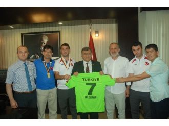 Avrupa Şampiyonları Altınla Ödüllendirildi