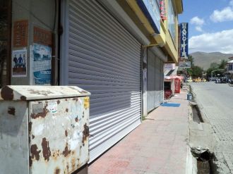 Varto’da Esnaf Kepenk Kapattı