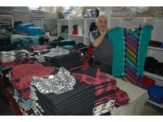 El Baskısı Yazmaların Yerini Giysiler Alıyor