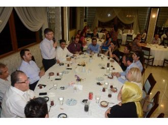 Ak Parti, Yarın Seçim Olacakmış Gibi Çalışıyor