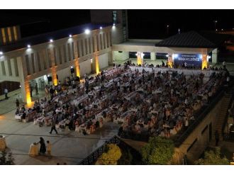 Hkü’de 6.geleneksel İftar Yemeği