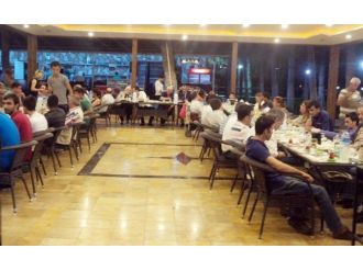 Koçyiğit Ailesi İftarda Bir Araya Geldi