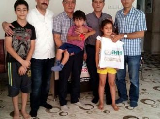 Bayındır Memur-sen, Yetimleri Giydirdi