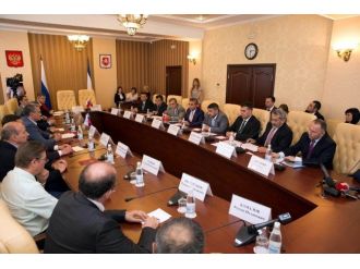 Kırım Başbakanı’ndan Kosb Başkanı Nursaçan’a Jest