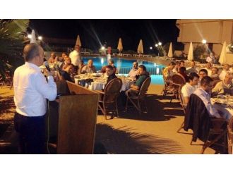 Bülent Turan Ensar Vakfının Düzenledığı Sahura Katıldı