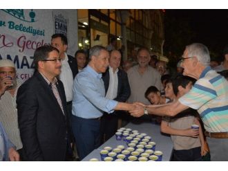 Arınç, Şehzadeler’in Ramazan Gecelerine Katıldı