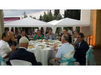 Bereket Sofraları Serdivan’da Kuruldu