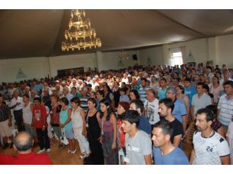 Didim Cem Evindeki Kavgalar Genel Kurulu Erteletti