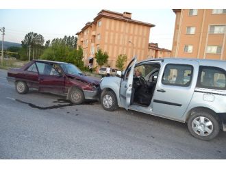 Hisarcık’ta Trafik Kazası: 1 Yaralı
