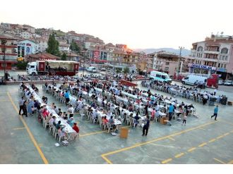 Keçiören Belediyesinde Mahalle İftarı
