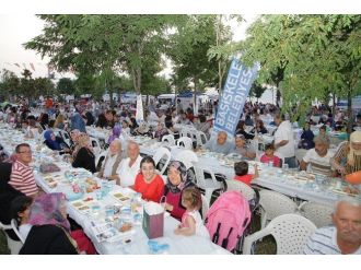 Başiskele Sahili İftar Günleri Devam Ediyor