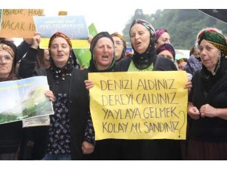 Rize’de ’Yeşil Yol’ Protestosu