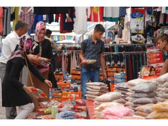 İdil’de Bayram Hazırlıkları Hızlandı