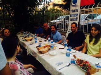 Beyazay Derneği İftar Programında Buluştu